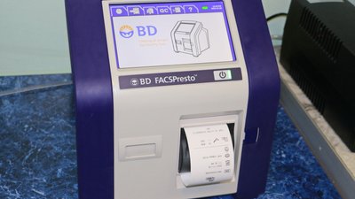 В одеський центр профілактики та боротьби з ВІЛ/СНІДом закупили нове обладнання В одеський центр профілактики та боротьби з ВІЛ/СНІДом закупили нове обладнання
