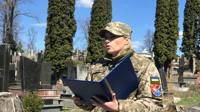 Начальниця пресслужби обласного терцентру комплектування та соцпідтримки Олена Величанська Начальниця пресслужби обласного терцентру комплектування та соцпідтримки Олена Величанська