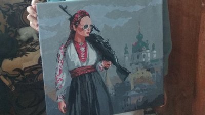 Херсонська школярка виставила свої картини на аукціон для допомоги ЗСУ Херсонська школярка виставила свої картини на аукціон для допомоги ЗСУ