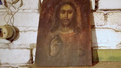 У школі Дніпра організували плетіння маскувальних сіток та облаштували укриття У школі Дніпра організували плетіння маскувальних сіток та облаштували укриття