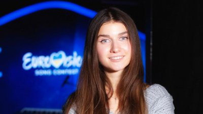 Струс мозку і зламане ребро: Jerry Heil розповіла про своє падіння зі сцени в оркестрову яму
