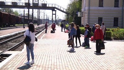 На Житомирщині на залізничній станції "Бердичів" продають квитки і потяги зупиняються за графіком