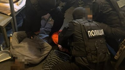 Викрили канал збуду наркотиків у Луцький СІЗО