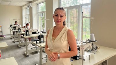 Центр допомоги переселенцям у Кривому Розі організував курси для шиття Центр допомоги переселенцям у Кривому Розі організував курси для шиття