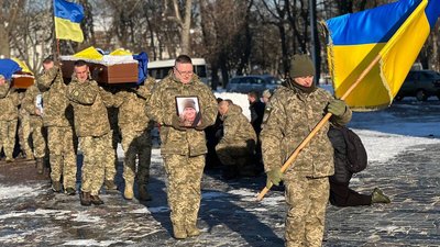 На Чернігівщині попрощалися з чотирма бійцями, які загинули на сході України