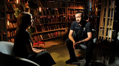 Дефіцит квитків, евакуація залізничників та збитки через війну — інтерв’ю з керівником "Укрзалізниці" Дефіцит квитків, евакуація залізничників та збитки через війну — інтерв’ю з керівником "Укрзалізниці"