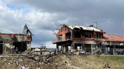 Усі служби міста ліквідують наслідки ракетних ударів – мер Львова Андрій Садовий