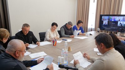 Двоє депутатів Харківської облради від забороненої "ОПЗЖ" склали повноваження: коментар Єгорової-Луценко