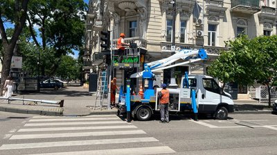 Ремонт світлофора в Одесі