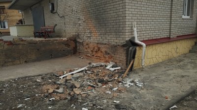 "Пачки чаю і їх погамселили": як мешканці Великої Писарівки на Сумщині оговтуються після вибухів "Пачки чаю і їх погамселили": як мешканці Великої Писарівки на Сумщині оговтуються після вибухів