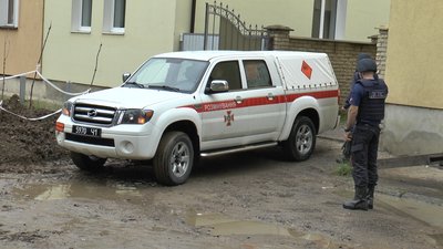 Прокладали трубу. В середмісті Фанківська знайшли артснаряди Прокладали трубу. В середмісті Фанківська знайшли артснаряди