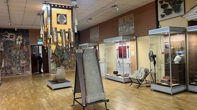 Історія у предметах. У миколаївському музеї демонструють стародавні амфори Історія у предметах. У миколаївському музеї демонструють стародавні амфори