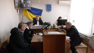 суд, голова громади