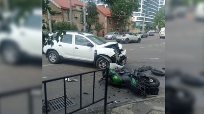 У ДТП на вулиці Кульпарківській у Львові травмувався мотоцикліст