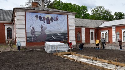 У Кропивницькому біля полкового храму засіяли символічне "Поле пам’яті"