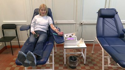 "Це найпростіше, чим я можу допомогти": як у Рівному донори здають кров "Це найпростіше, чим я можу допомогти": як у Рівному донори здають кров