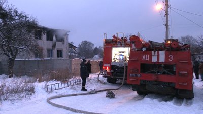 Смертельна пожежа у Харкові: що розповіли свідки та родичі загиблих Смертельна пожежа у Харкові: що розповіли свідки та родичі загиблих