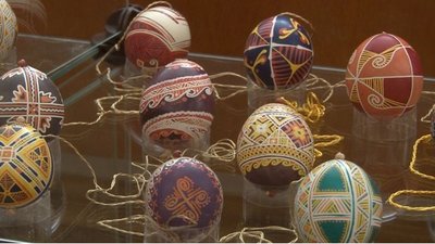 Як прикрашають писанки у Черкасах Як прикрашають писанки у Черкасах