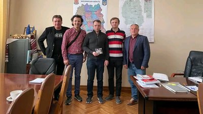 "За благодійні концерти ми привезли 5-6 тонн гуманітарної допомоги", – народні артисти України Назарій і Дмитро Яремчуки "За благодійні концерти ми привезли 5-6 тонн гуманітарної допомоги", – народні артисти України Назарій і Дмитро Яремчуки