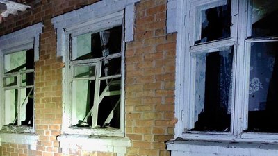З "Градів" та важкої артилерії. Російська армія обстріляла Нікопольський район Дніпропетровщини