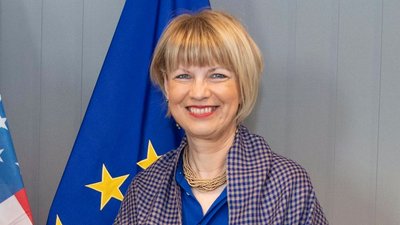 Генеральним секретарем ОБСЄ може стати Хельга Шмід. Що про неї відомо
