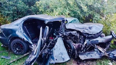На Івано-Франківщині у ДТП загинули двоє людей, ще троє — травмувалися На Івано-Франківщині у ДТП загинули двоє людей, ще троє — травмувалися