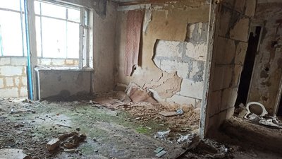 Школа–без дітей, квартири без газу та води: як 20 років живуть жителі селища Цукроварів Школа–без дітей, квартири без газу та води: як 20 років живуть жителі селища Цукроварів