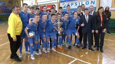 Рівненські юні футзалісти стали чемпіонами. Як пройшов завершальний матч
