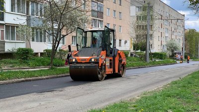 У Тернополі почали ремонтувати дороги