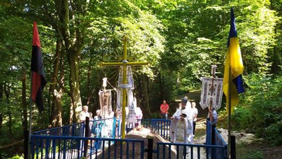 На Тернопільщині провели поминальну службу за бійцями УНР