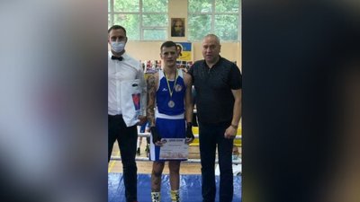 "Вони раділи, що Київ стоїть": батько 19-річного полоненого захисника Маріуполя розповів про сина "Вони раділи, що Київ стоїть": батько 19-річного полоненого захисника Маріуполя розповів про сина