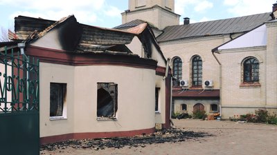 Російські окупанти продовжують обстріли звільненої Руської Лозової — мер Дергачів Російські окупанти продовжують обстріли звільненої Руської Лозової — мер Дергачів