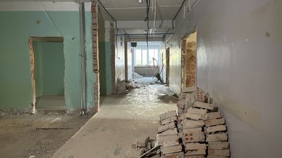 У Полтаві близько місяця триває капремонт двох відділень дитячої лікарні: яких саме У Полтаві близько місяця триває капремонт двох відділень дитячої лікарні: яких саме