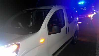 На Житомирщині трирічний хлопчик випав з авто та загинув в аварії На Житомирщині трирічний хлопчик випав з авто та загинув в аварії