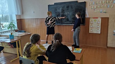 "Кого не зустріну — всі мене вітають": волинянка втретє написала Радіодиктант національної єдності без помилок "Кого не зустріну — всі мене вітають": волинянка втретє написала Радіодиктант національної єдності без помилок
