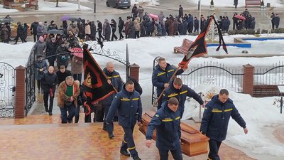 Прощання з рятувальниками, які загинули в ДТП, Тернопільщина, 24 лютого 2026 року
