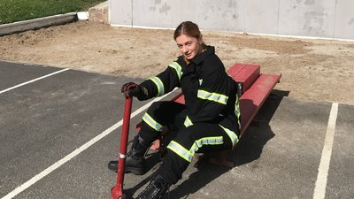 Наталя щодня працює над своїми спортивними уміннями Наталя щодня працює над своїми спортивними уміннями