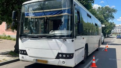 Поліція встановлює обставини ДТП у центрі Житомира: автомобіль збив 68-річного чоловіка Поліція встановлює обставини ДТП у центрі Житомира: автомобіль збив 68-річного чоловіка