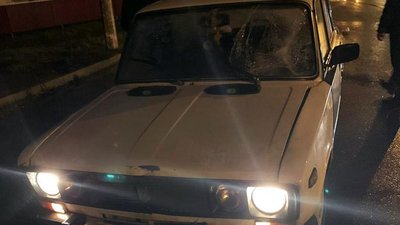 На Хмельниччині водій збив жінку. Травмовану госпіталізували до лікарні