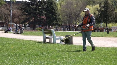 У Черкасах переселенці дбають про благоустрій міста