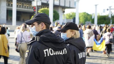 У Вишиванковій ході у Харкові взяли участь близько 650 людей У Вишиванковій ході у Харкові взяли участь близько 650 людей
