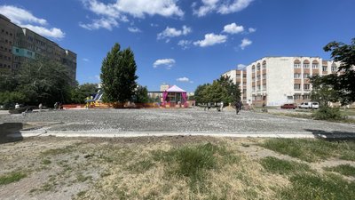 Скейтпарк облаштують на бульварі Богдана Хмельницького у Полтаві біля школи Скейтпарк облаштують на бульварі Богдана Хмельницького у Полтаві біля школи
