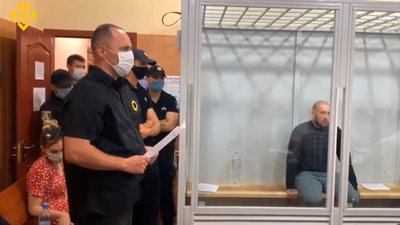Харківський депутат просить віддати на поруки одного з підозрюваних у нападі на автобус Харківський депутат просить віддати на поруки одного з підозрюваних у нападі на автобус