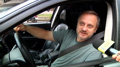 Розриті тротуари та смуга руху без асфальту у центрі Житомира – ремонт вулиці Київської поки не поновлюватимуть Розриті тротуари та смуга руху без асфальту у центрі Житомира – ремонт вулиці Київської поки не поновлюватимуть