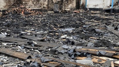 Розповіли подробиці влучання по складах в Умані Розповіли подробиці влучання по складах в Умані