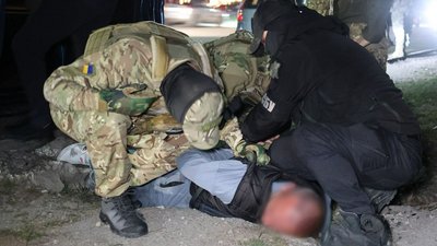 Затримання підозрюваного у незаконному переправленні військовозобов’язаних через кордон 