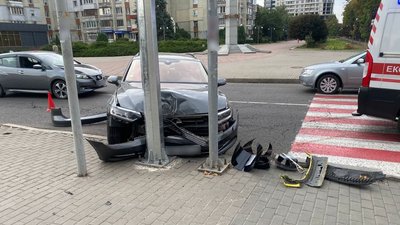 ДТП у Черкасах на розі Святотроїцької та Хрещатика
