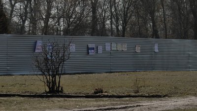 "Ми хочемо парк": у Полтаві протестували проти забудови берега Ворскли "Ми хочемо парк": у Полтаві протестували проти забудови берега Ворскли