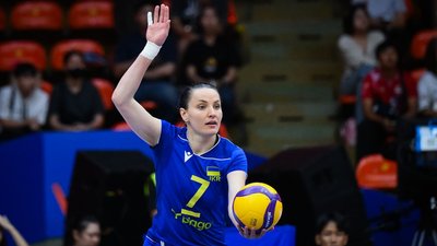 Світлана Дорсман у грі за збірну України з волейболу в матчі проти Польщі