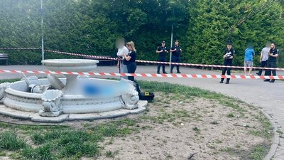 Фонтан в Одесі, 13-річний хлопчик загинув через гру у фонтані